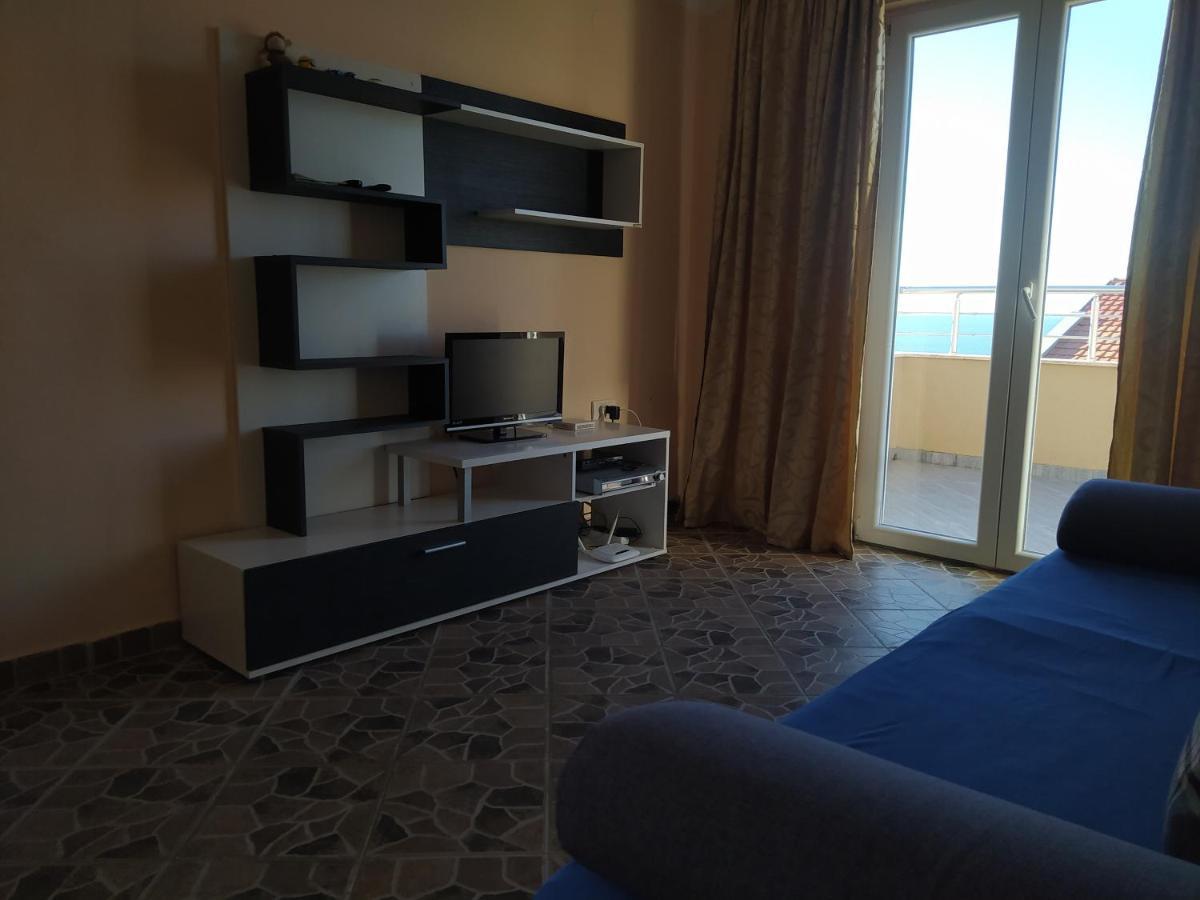 Apartmán Monoliza Utjeha Exteriér fotografie